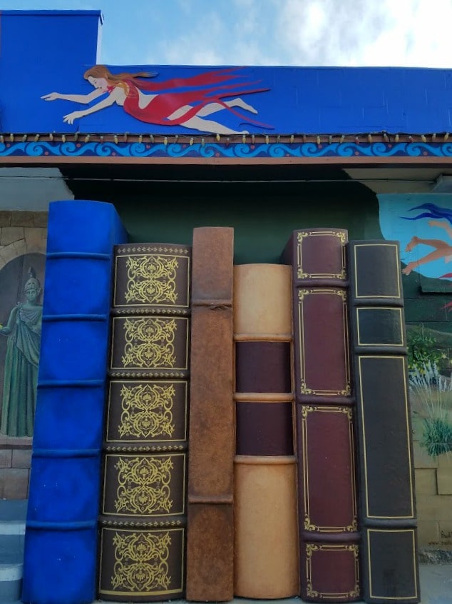 Baby Boomer Travel | Street Art | Iliad Bookstore entrance - NOHO