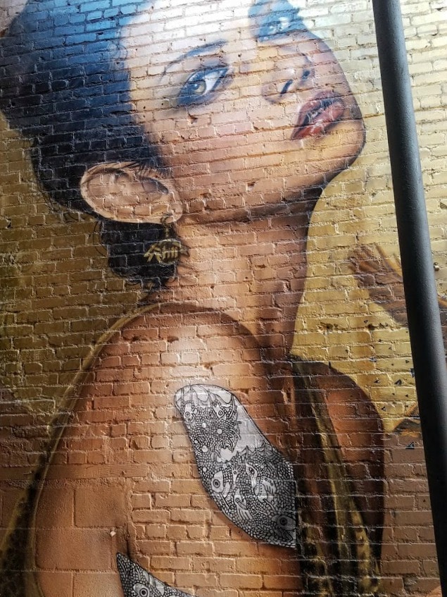 Sultry woman mural at The Container Yard in Downtown LA #streetart #murals #lamurals #wallart #DTLAart
