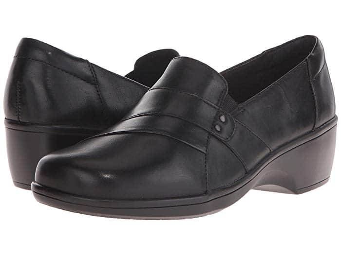 Best Comfortable Shoes For Older Women