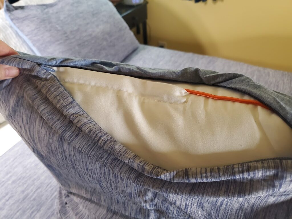 Arc-Chill pillowcase zipper