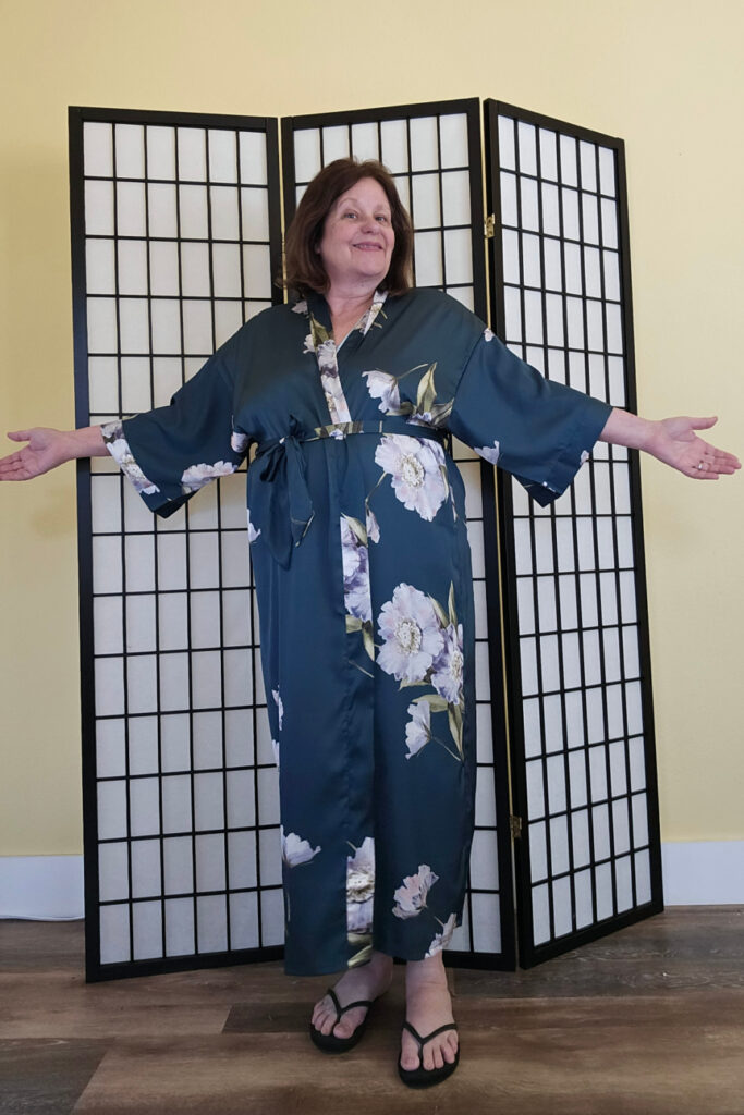 Ulivary Silk Kimono Robe Blooming Anenome
