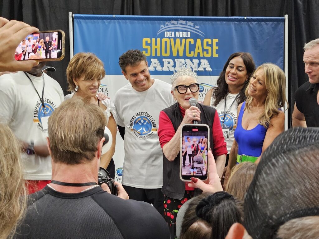 98-year-old Elaine LaLanne, Denise Austin and other fitness gurus at the Jack LaLanne jumping jack challente